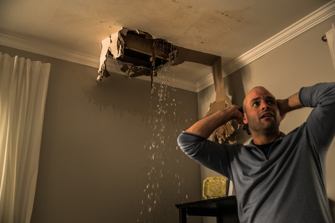 You are currently viewing Top 5 Things That You Need To Know About Water Damage Restoration!